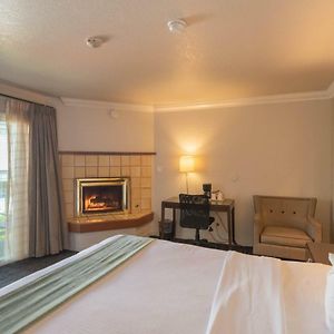 King Room Fireplace